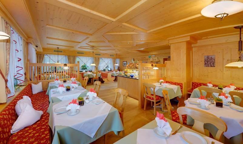 Pension Brunhild San Leonardo in Passiria Luaran gambar