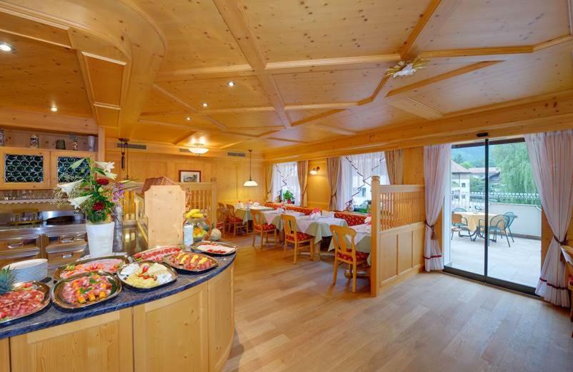 Pension Brunhild San Leonardo in Passiria Luaran gambar